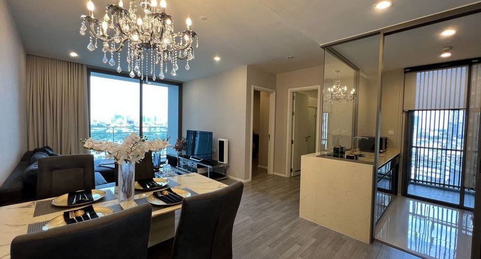 For rent 2 bedrooms condo in Khlong Toei, Bangkok