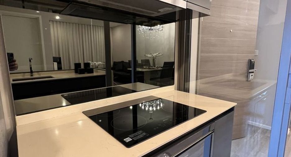 For rent 2 bedrooms condo in Khlong Toei, Bangkok