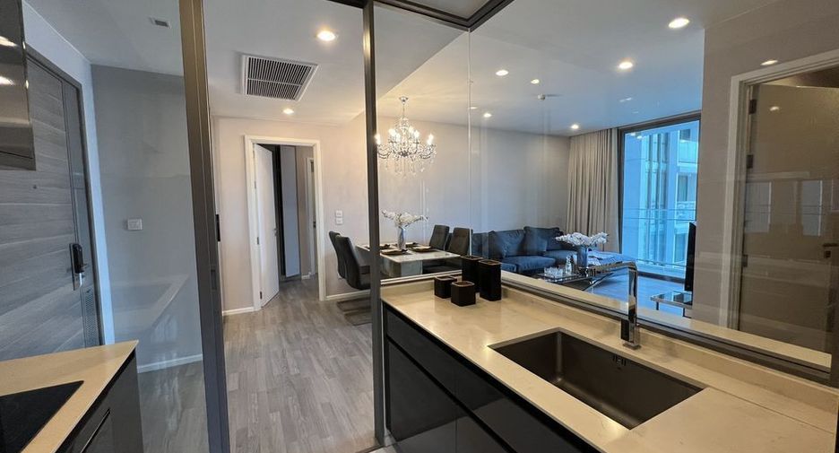 For rent 2 bedrooms condo in Khlong Toei, Bangkok