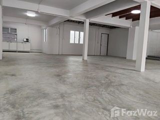 Casa en alquiler de 3 habitaciones en Lat Phrao, Bangkok