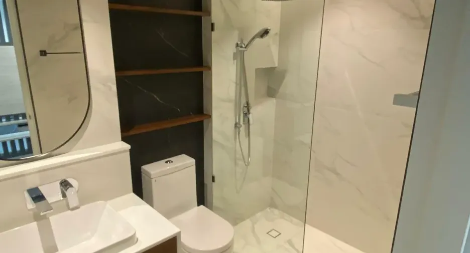 Condo en alquiler de 2 habitaciones en Khlong Toei, Bangkok