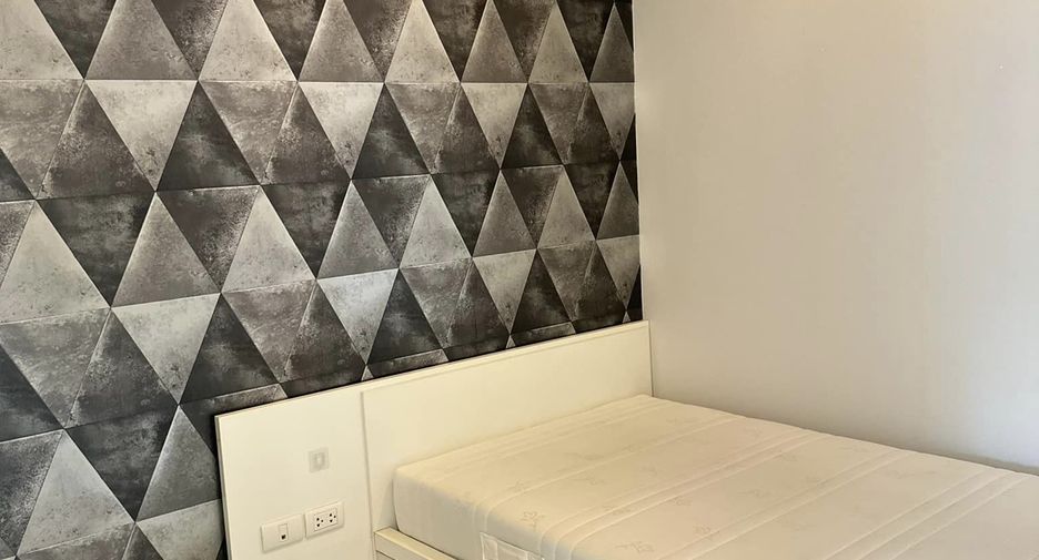 For rent 2 bedrooms condo in Chatuchak, Bangkok