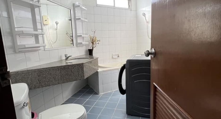 Wohnung zur Miete mit 3 Zimmer in Watthana, Bangkok