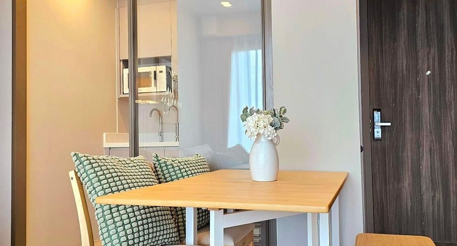 Condo en alquiler de 2 habitaciones en Bang Phli, Samut Prakan