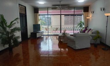 For rent 3 bedrooms apartment in Watthana, Bangkok