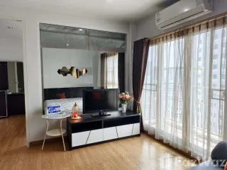 Condo en alquiler de 1 habitaciones en Thon Buri, Bangkok