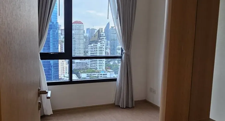 For rent 2 bedrooms condo in Watthana, Bangkok