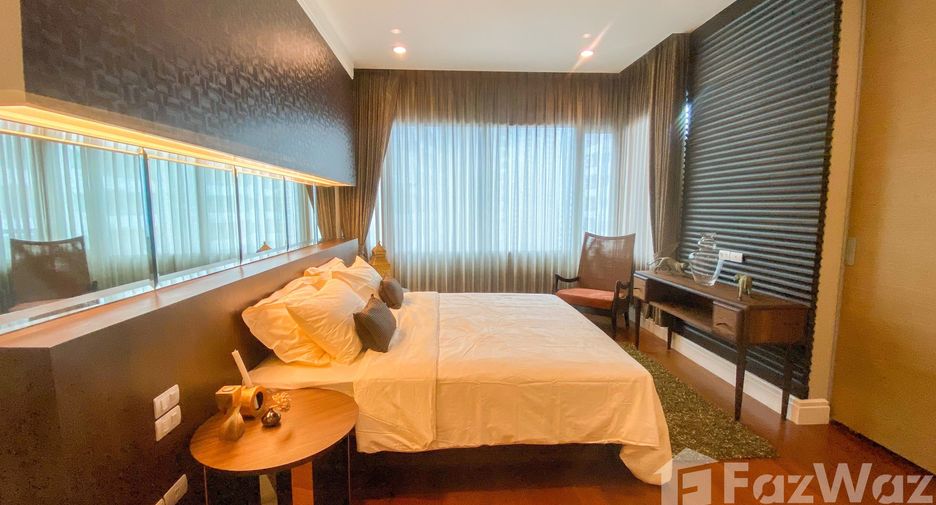 À louer 3 chambres condo à Khlong Toei, Bangkok