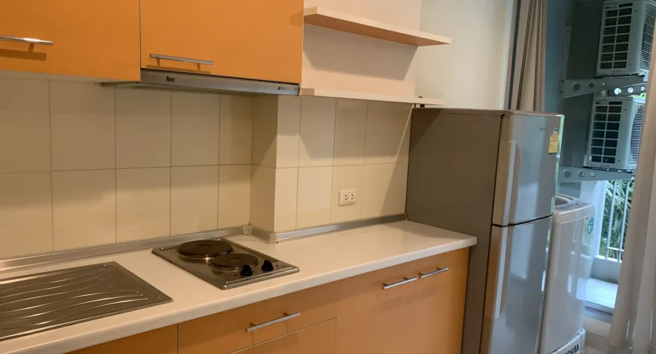 For rent 1 bed condo in Khlong Toei, Bangkok