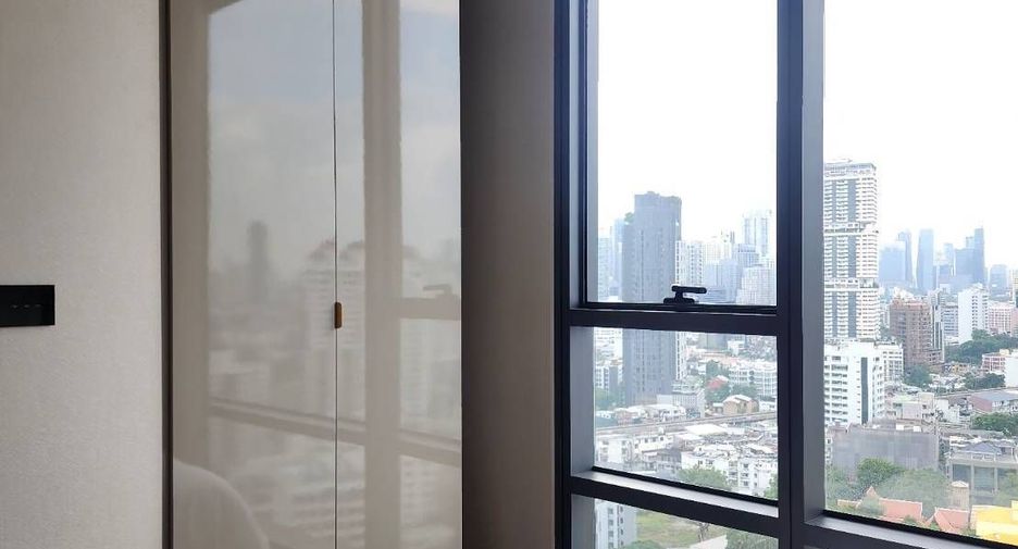 Wohnung zur Miete mit 2 Zimmer in Watthana, Bangkok