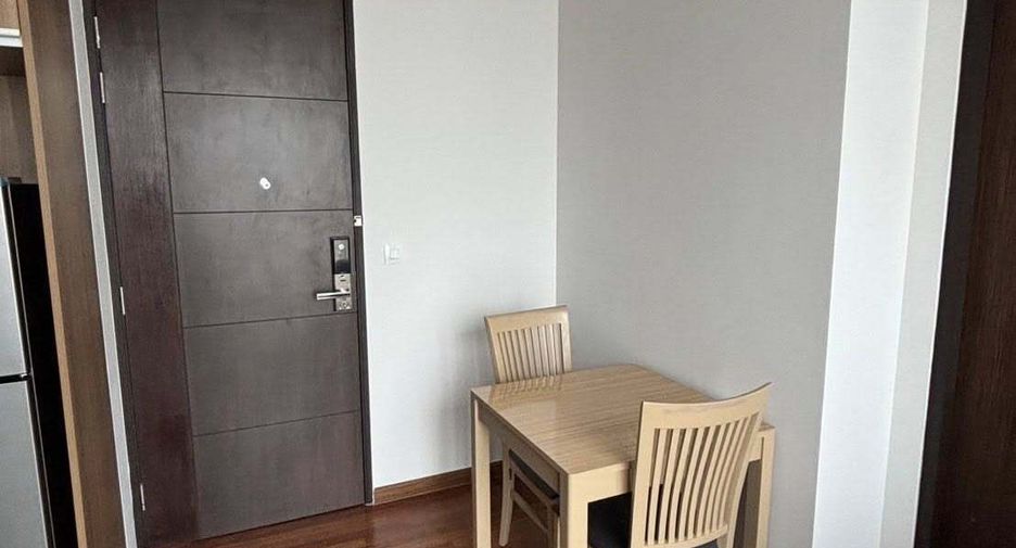 Condo en alquiler de 1 habitaciones en Pathum Wan, Bangkok