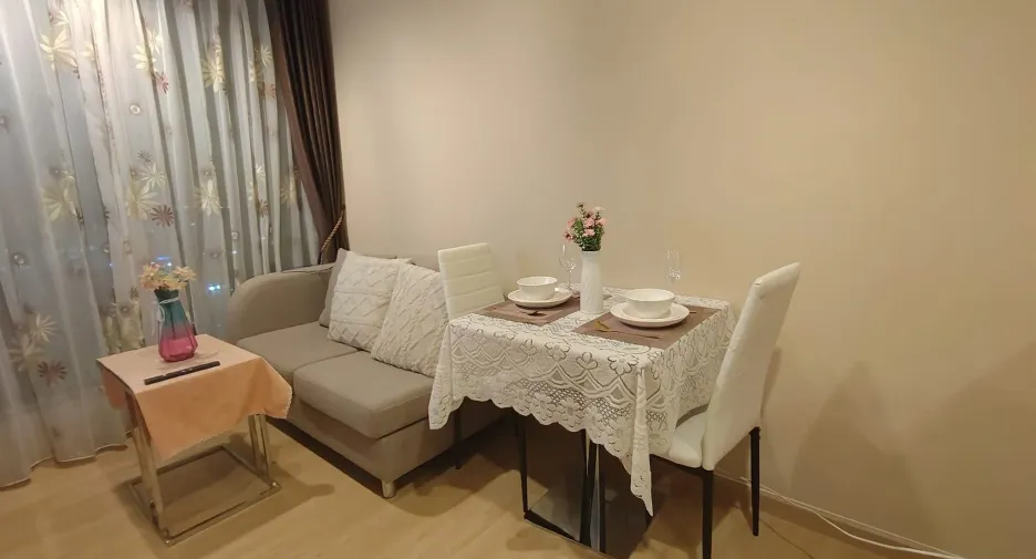 For rent 1 bed condo in Phaya Thai, Bangkok