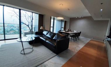 For rent 3 bedrooms condo in Sathon, Bangkok