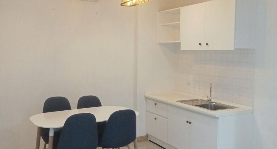 For rent studio condo in Huai Khwang, Bangkok