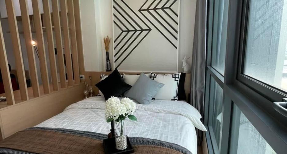 Condo en alquiler de 1 habitaciones en Bang Rak, Bangkok