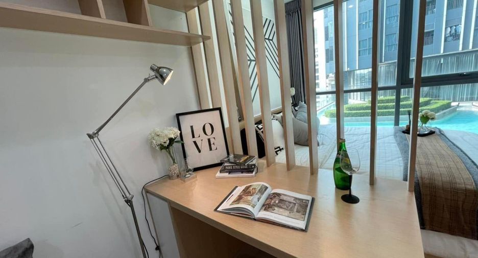 Condo en alquiler de 1 habitaciones en Bang Rak, Bangkok
