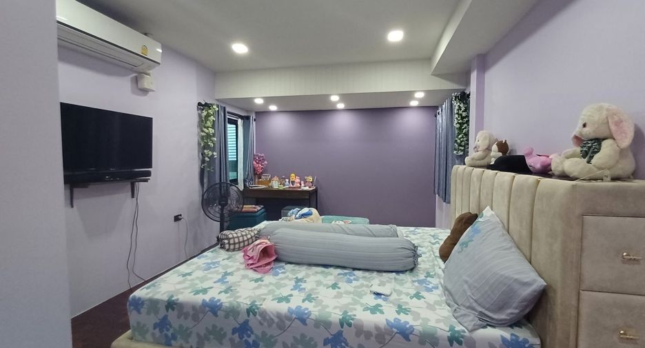 For rent 4 bedrooms house in Prawet, Bangkok