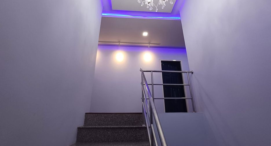 For rent 4 bedrooms house in Prawet, Bangkok