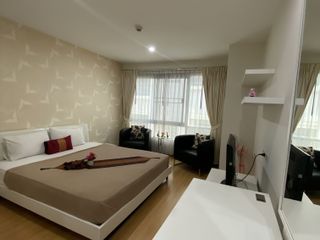 For rent 2 bedrooms apartment in Watthana, Bangkok