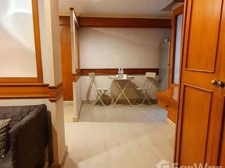 Wohnung zur Miete mit Studio in Khlong Toei, Bangkok