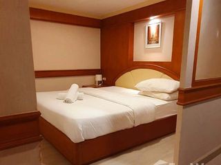 Wohnung zur Miete mit Studio in Khlong Toei, Bangkok