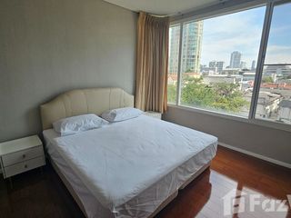 Condo en alquiler de 3 habitaciones en Watthana, Bangkok