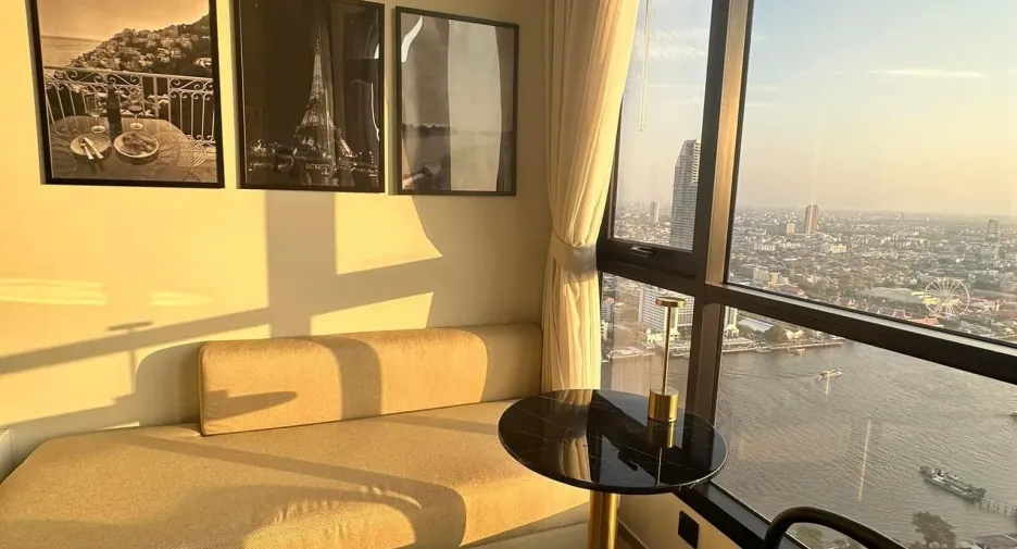 For rent studio condo in Khlong San, Bangkok