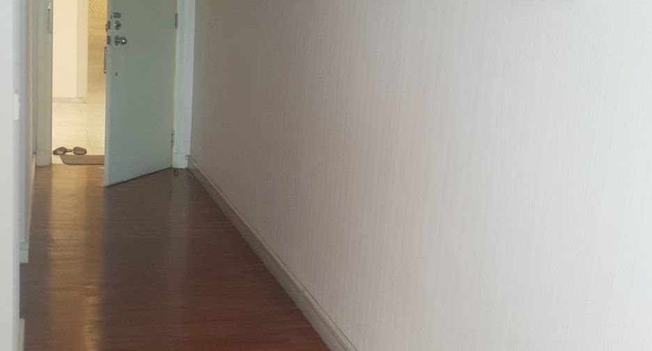 Wohnung zur Miete mit 1 Zimmer in Pathum Wan, Bangkok