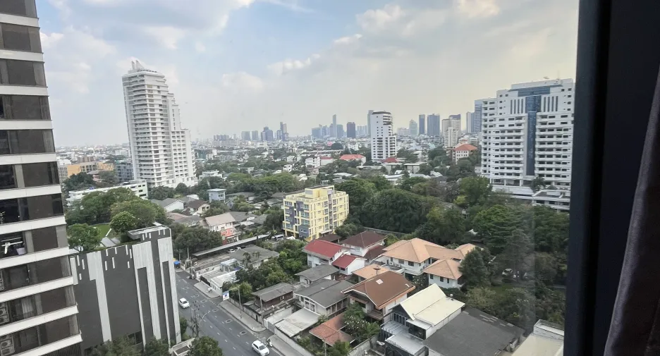 For rent 1 bed condo in Watthana, Bangkok