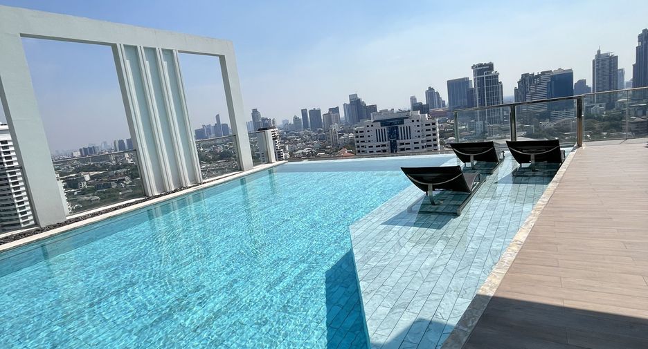For rent 1 bed condo in Watthana, Bangkok