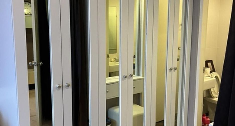 For rent 1 bed condo in Khlong San, Bangkok