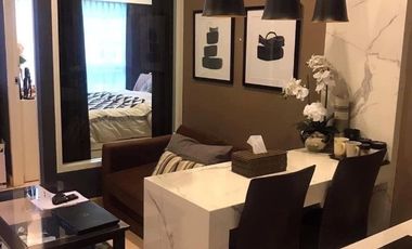 Wohnung zur Miete mit 1 Zimmer in Khlong San, Bangkok