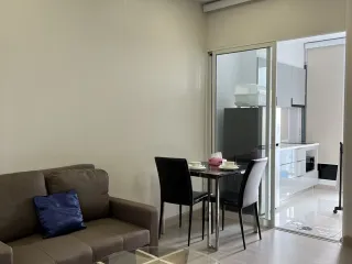 For rent 1 bed condo in Bang Rak, Bangkok