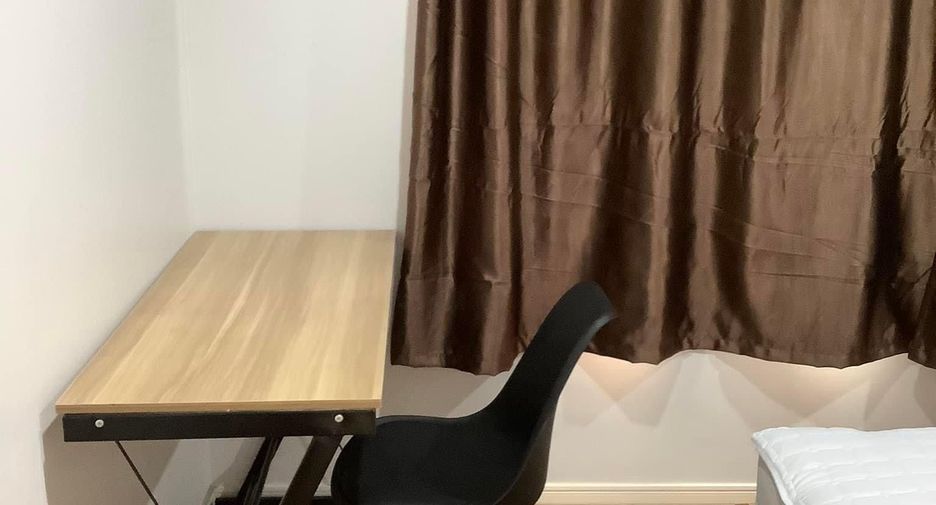 For rent 2 bedrooms condo in Phaya Thai, Bangkok