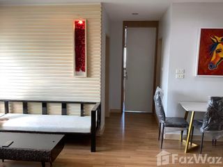 For rent 2 bedrooms condo in Phaya Thai, Bangkok