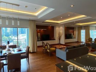 For rent 3 bedrooms condo in Pathum Wan, Bangkok
