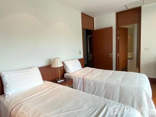For rent 3 bedrooms condo in Pathum Wan, Bangkok