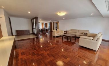For rent 4 bedrooms apartment in Khlong Toei, Bangkok