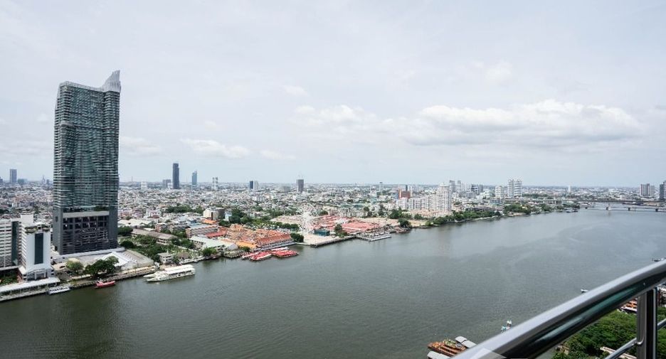 For rent 2 bedrooms condo in Khlong San, Bangkok