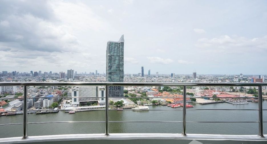 For rent 2 bedrooms condo in Khlong San, Bangkok
