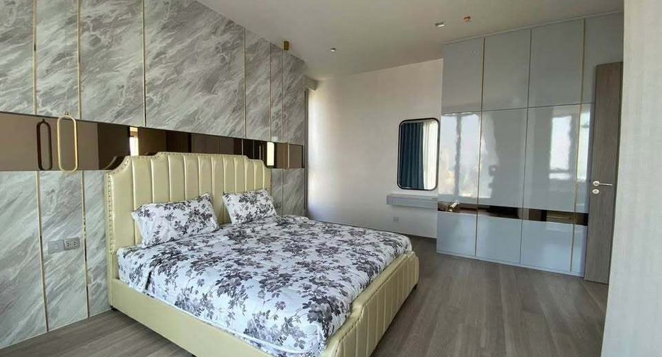 For rent 3 bedrooms condo in Bang Kho Laem, Bangkok