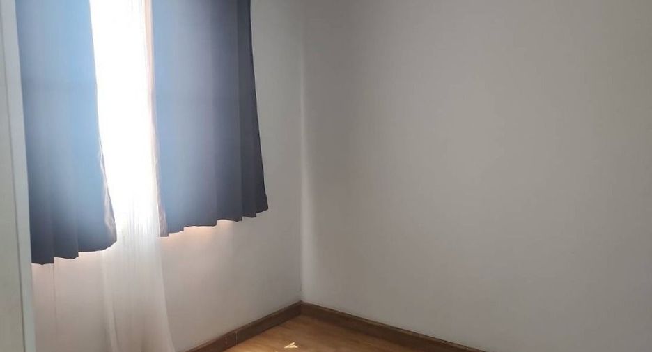 For rent 3 bedrooms townhouse in Bang Phli, Samut Prakan