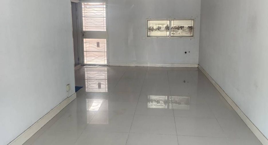 Аренда 3 спальни таунхаус в Bang Phli, Самутпракан