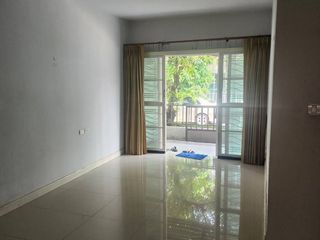 出租 3 卧室 联排别墅 在 Bang Phli, Samut Prakan