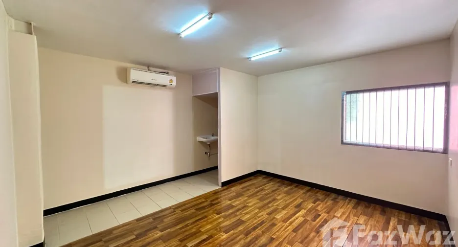 出租 公寓 独立屋 在 Din Daeng, 曼谷