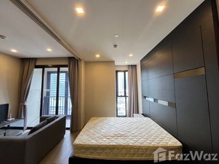 À louer studio condo à Khlong Toei, Bangkok