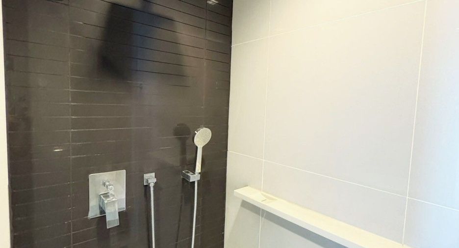 For rent 1 bed condo in Sathon, Bangkok