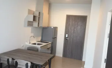 Condo en alquiler de 1 habitaciones en Khlong Toei, Bangkok