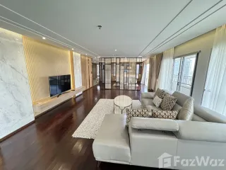 For rent 4 bedrooms condo in Sathon, Bangkok