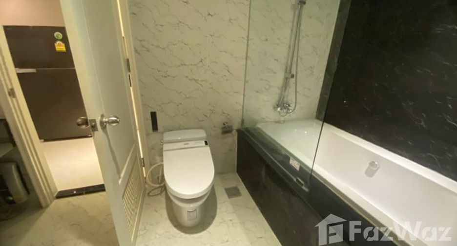 Wohnung zur Miete mit 1 Zimmer in Bang Rak, Bangkok